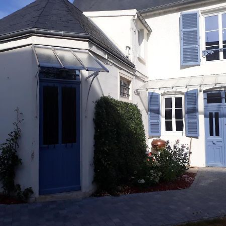 Hotel Les Pierres Bleues Bar-sur-Aube Exterior foto