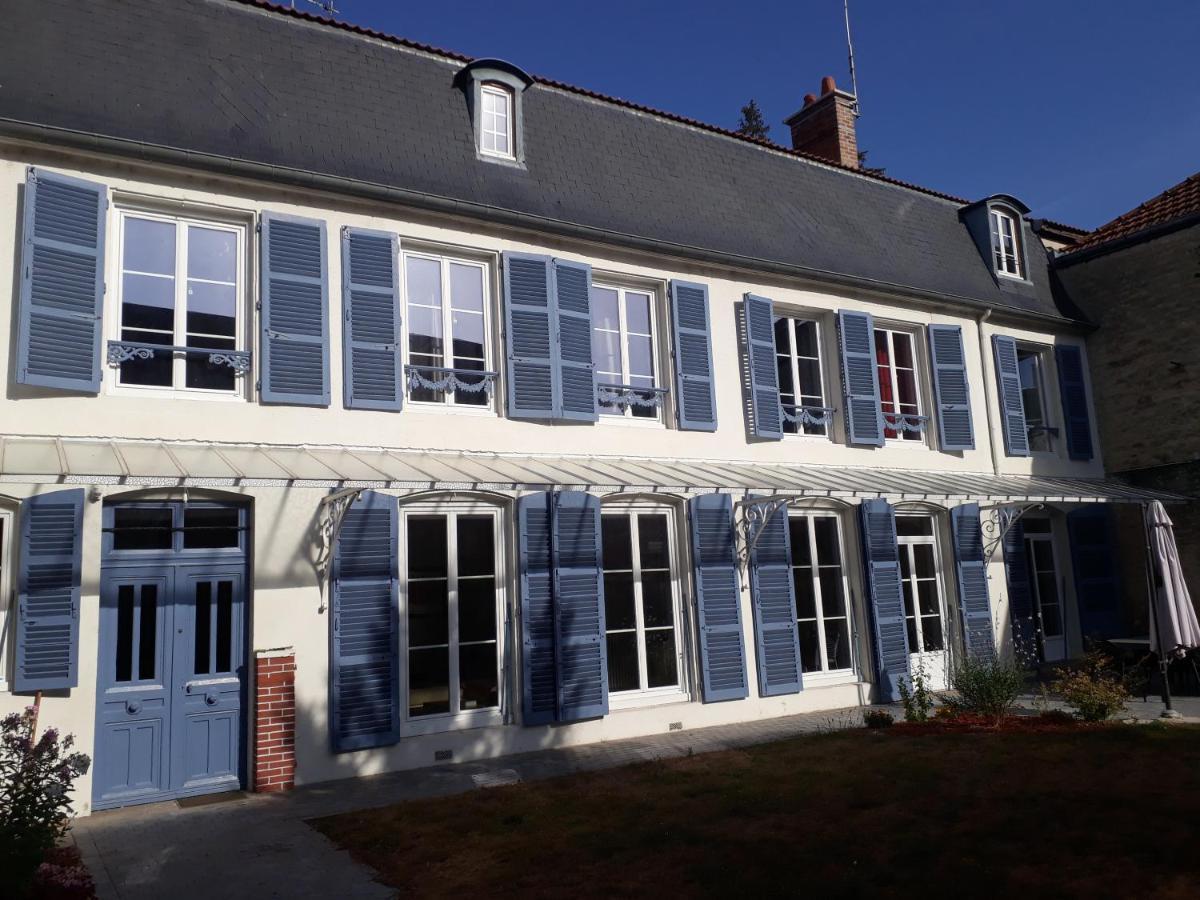 Hotel Les Pierres Bleues Bar-sur-Aube Exterior foto